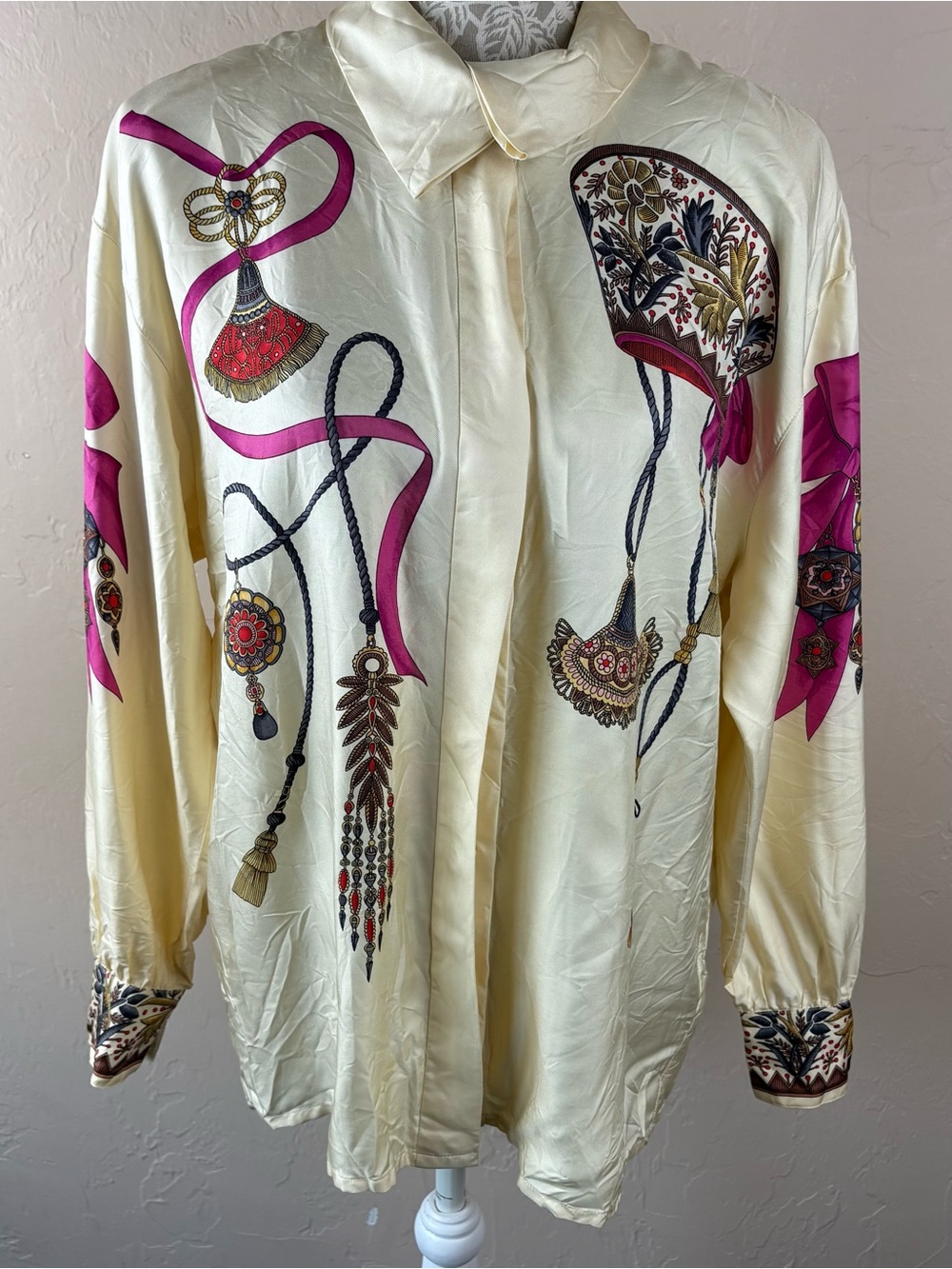 Vintage Escada Margaretha Ley Silk Printed Shirt With Bow & Flower Print Large